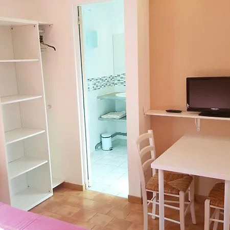 Dans La Belouna Apartment Juan-les-Pins
